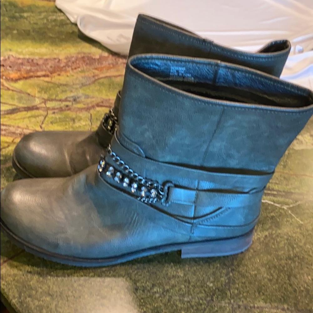 Coconuts by Matisse Boots size 10